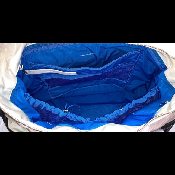 Lululemon athletica Gym/weekender bag - Picture 10 of 10